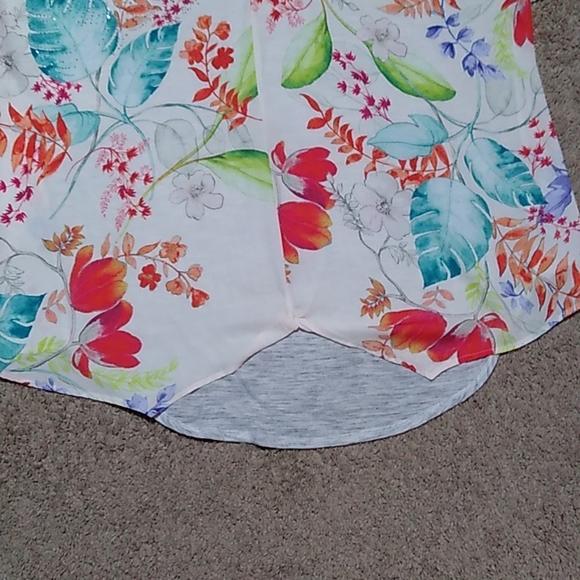 Women's plus size multicolor Avenue short sleeves top size 18/20 - Picture 4 of 6